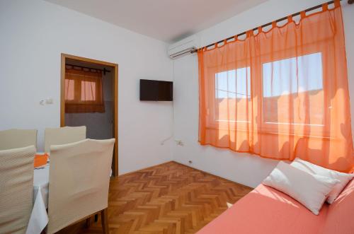 One-Bedroom apartment Standard image 10
