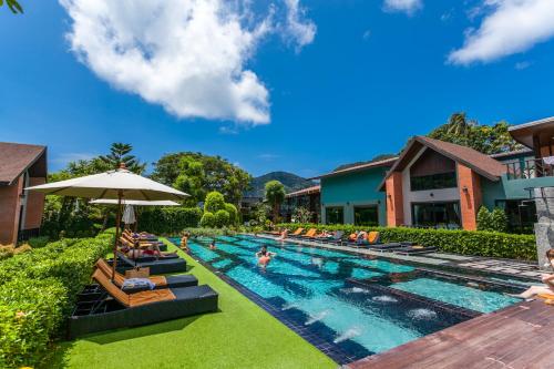 Swimming pool, ChaoKoh Phi Phi Hotel & Resort in Ko Phi Phi