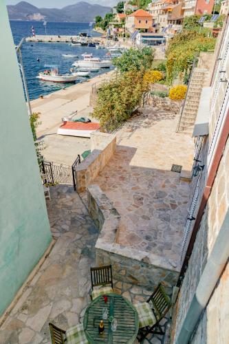 مدخل, Apartments Bigovo Veljic in بيجوفا