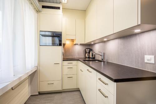 LAAX Homes - Val Signina 7-1 - Apartment - Laax