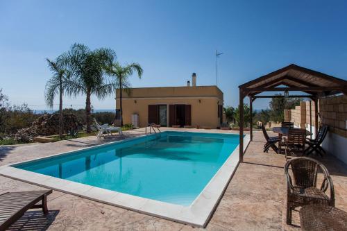 Villa vista mare con piscina privata Ionio m365