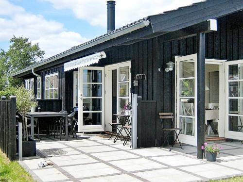 Three-Bedroom Holiday home in Broager 4 - image 2