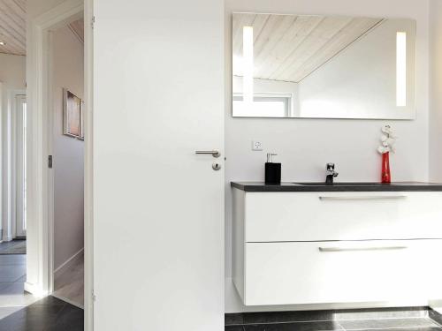 Four-Bedroom Holiday home in Aabenraa 4
