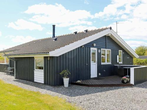 6 person holiday home in Hadsund