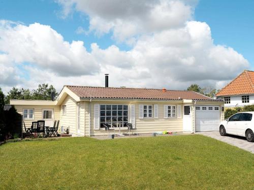 B&B Tårup - Three-Bedroom Holiday home in Frørup 3 - Bed and Breakfast Tårup