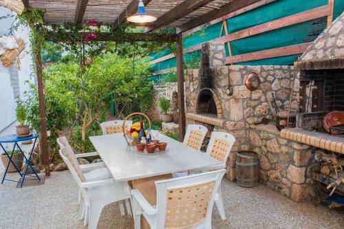  Villa Sea & Wynn in 70010 Tsoútsouros