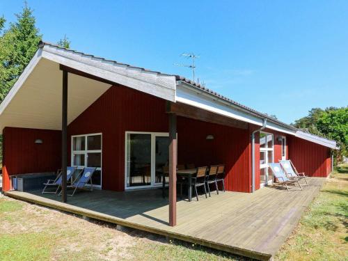 6 person holiday home in Hadsund