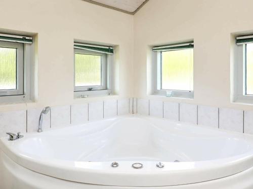  8 person holiday home in Bl vand in Blåvand