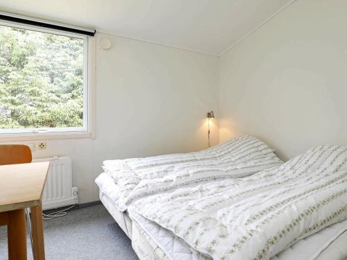 Ten-Bedroom Holiday home in Øster Assels