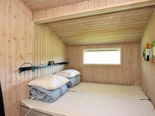 8 person holiday home in Hj rring