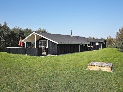 8 person holiday home in Hj rring