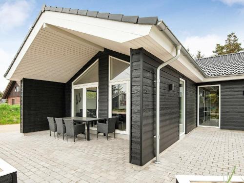 Holiday home Blåvand II - image 4