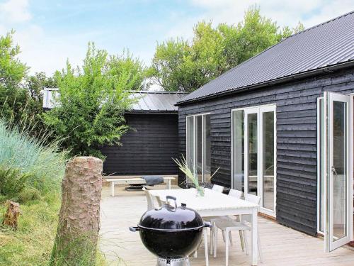  9 person holiday home in Hj rring, Pension in Lønstrup
