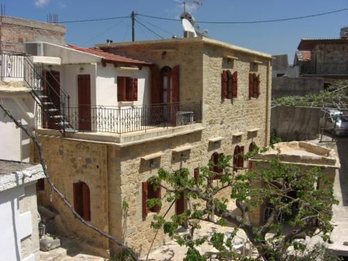 Patriko Traditional Stone Houses