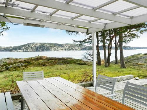 12 person holiday home in LYSEKIL