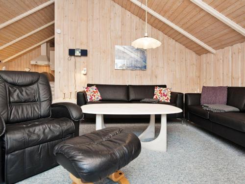  6 person holiday home in Oksb l in Oksbøl