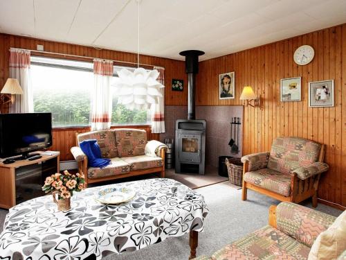 Facilities, Two-Bedroom Holiday home in Løkken 25 in Gronhoj