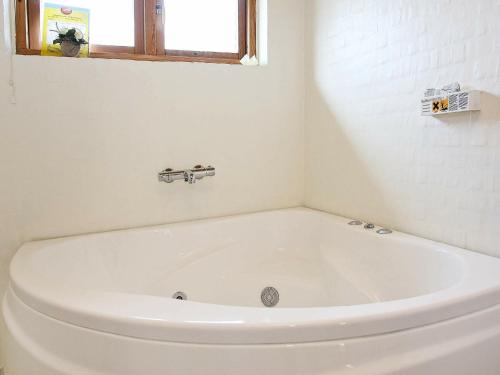 Four-Bedroom Holiday home in Jerup 9 - image 5