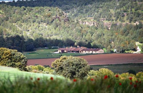 Hotel Del Verde Al Amarillo, Peñasrubias de Pirón bei Torrecaballeros