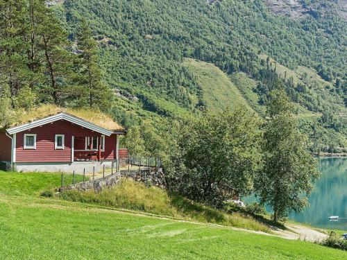 ทัศนียภาพภายนอกโรงแรม, 8 person holiday home in olden in โอลเดน