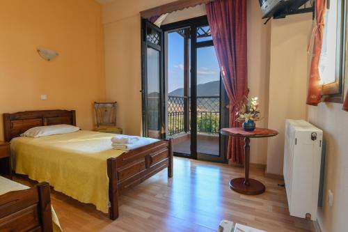 3 twin beds