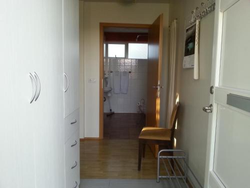 Quiet, two bedroom apartment in Seltjarnarnes
