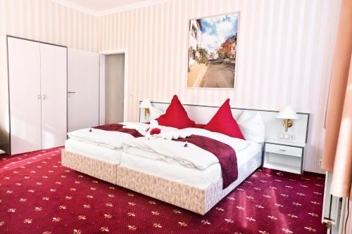 1 queen bed