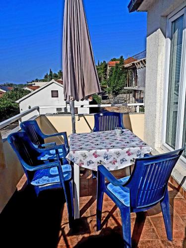 Apartments Zeljka in Rogoznica