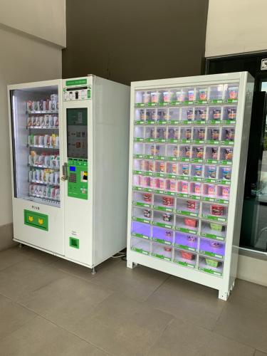 Skyview Univ360 Place Facing Mines Lake Skyview Univ360 Place Facing Mines Lake