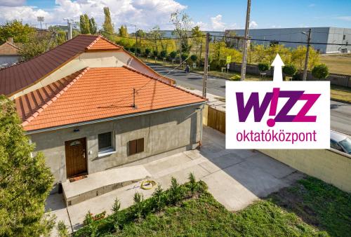  AIRPORTspeciale in Budapest