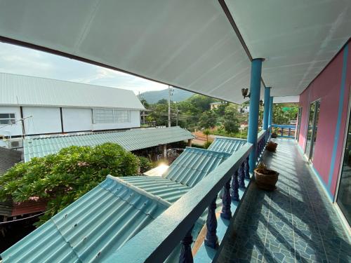 Phuttharaksa Resort – Koh Lan, DC