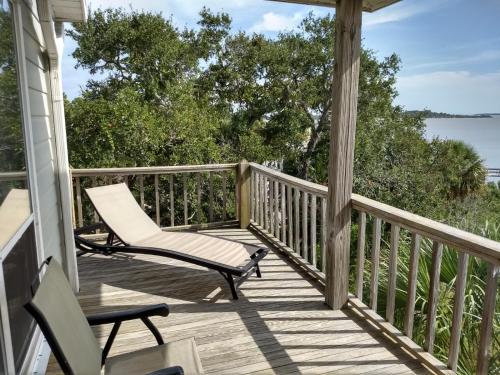 Balcony/terrace, Seahorse Landing #503 Gulf Front Vacation Condo in Cedar Key