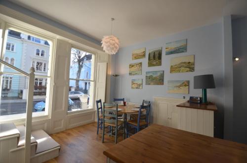 Picture of Notting Hill Sleeps 5