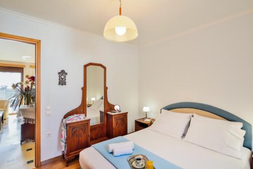  Dora's Cozy Penthouse in Chania