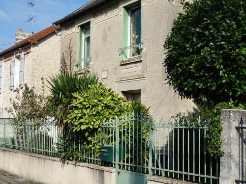 Chambre d'hôtes sur jardin acces PMR (Chambre d'hotes sur jardin acces PMR) in La Grace De Dieu