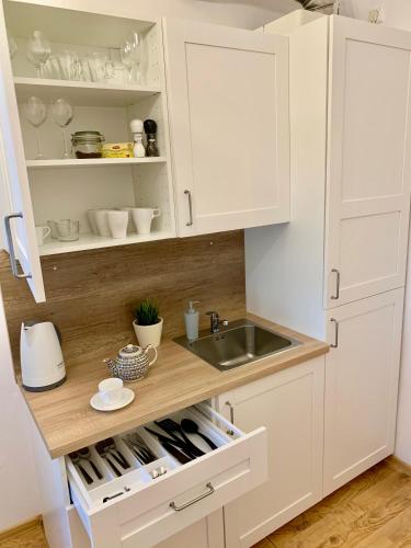 Marszałka 28 Marszałka 28