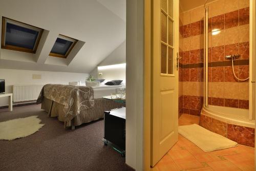 Hotel ANETTE - image 4