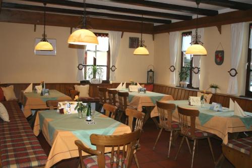 Landhotel Vierjahreszeiten - image 10