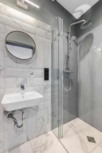 Aparthotel Krzywa Kamienica - image 10