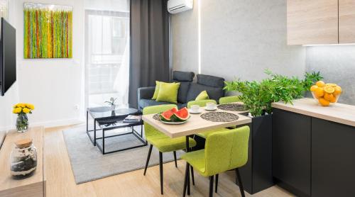 Rakowicka 20h Apartments by LET'S KRAKOW - Tap to explore photos