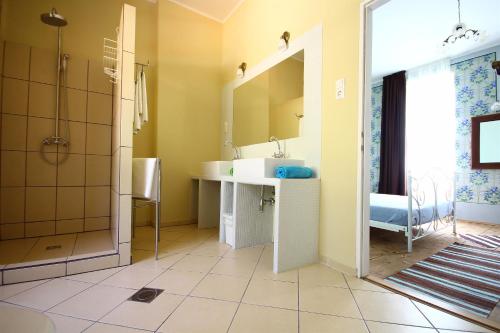 House URSULA - image 12