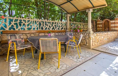 Studio with Terrace