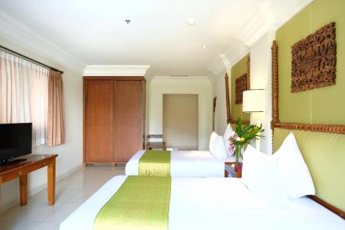 Kamar Tidur, The Grand Hill Resort-Hotel in Puncak