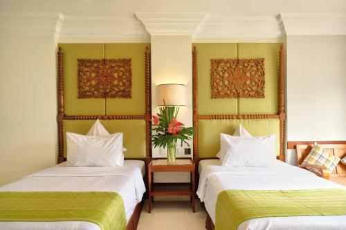 The Grand Hill Resort-Hotel near Papof Restaurant Bed & Breakfast