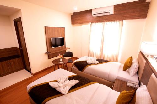 Hotel RK Gardenia in Chandapura