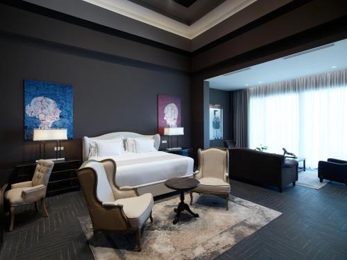 Pelagos Suites Hotel & Spa in Lambi