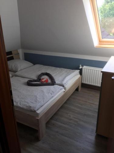Bed, Ferienwohnung Kuschelmuschel Flensburg - Handewitt in Handewitt