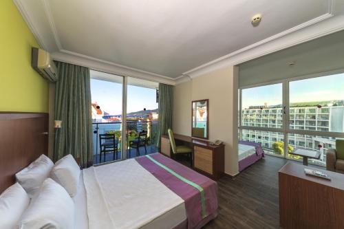 Sunbay Park Hotel in Marmaris