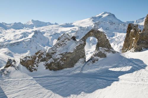 周辺案内, Le Rond Point des Pistes - 4 personnes - Tignes Val Claret 2100m - skis aux pieds in ティニュ