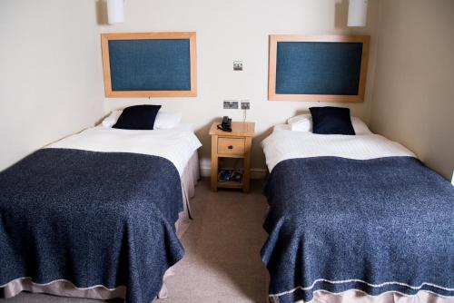 Gwesty'r Emlyn Hotel - image 14